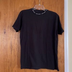 Men’s Black Tshirt With Collar Decal